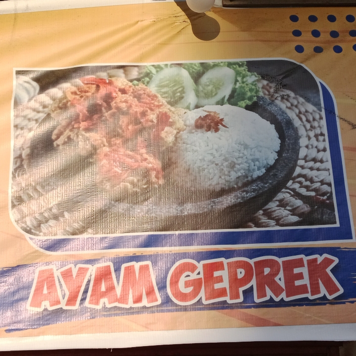 AYAM GEPREK