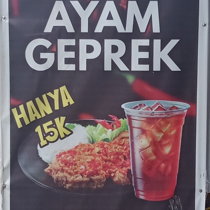 AYAM GEPREK KENANGA