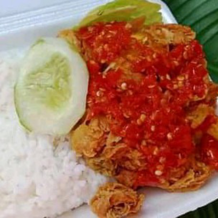 AYAM GEPREK SAMBAL BLEDHEXS