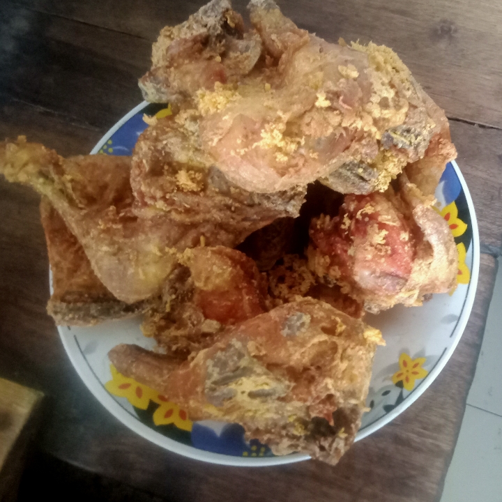 AYAM GORENG PAKAI NASI