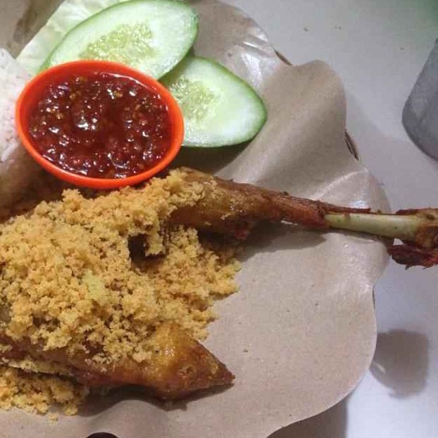 AYAM KREMES LALAPAN