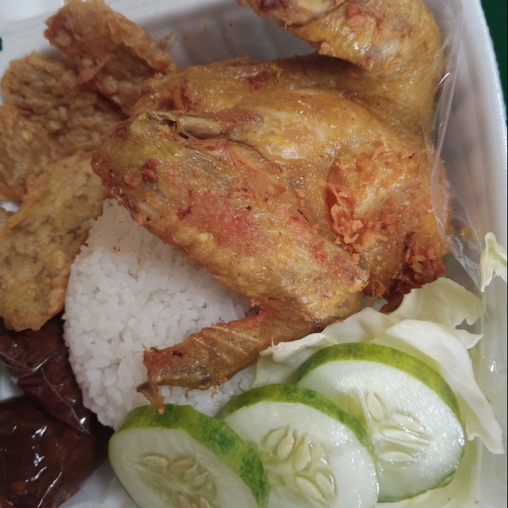 AYAM Lalapan