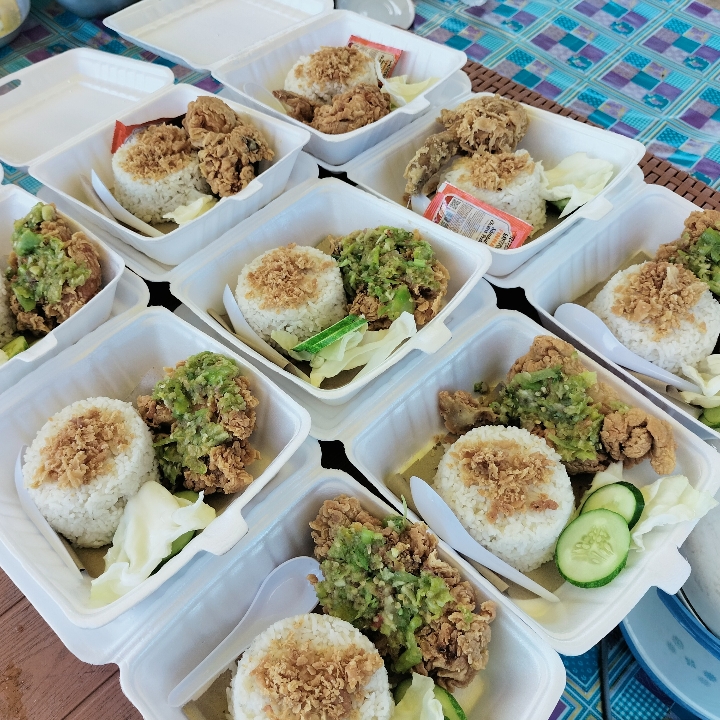 AYAM PAKET TEH ES