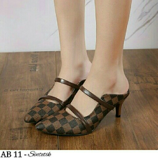 Ab 11 Coklat