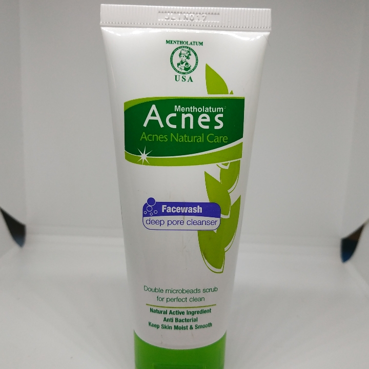 Acnes Facewash Deep Pore Cleanser