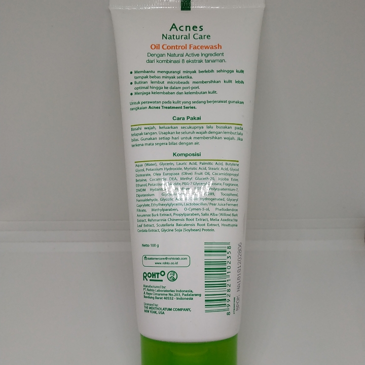 Acnes Facewash Oil Control 2