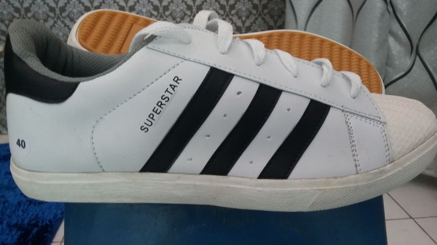 Adidas Superstar