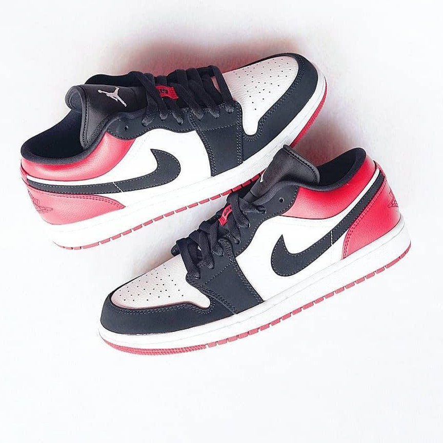 Air Jordan 1 Low Black Toe