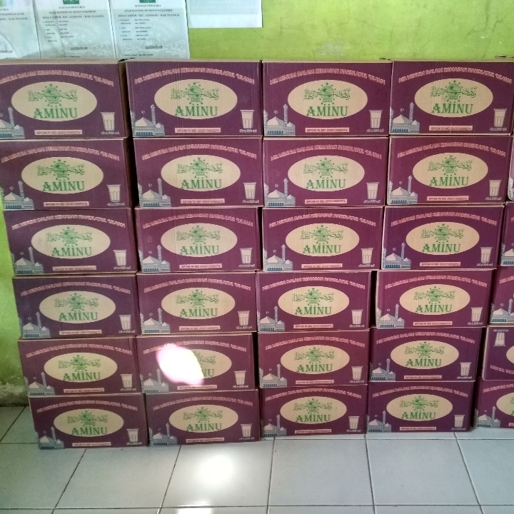 Air Minum Gelas AMINU 220ml