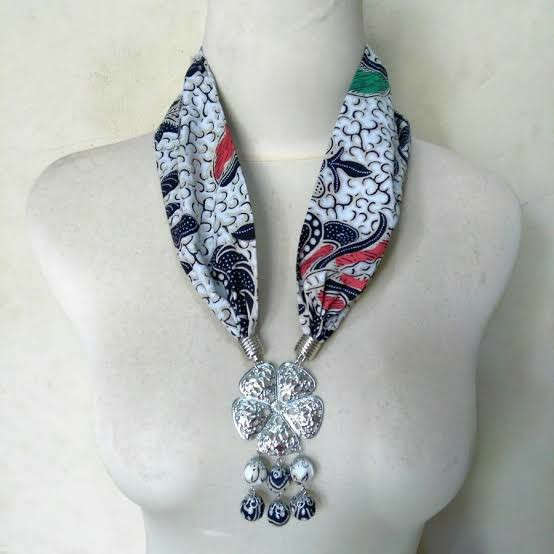 Aksesoris Batik Modern 4