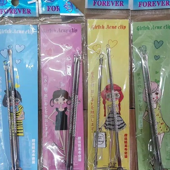 Alat Pencetan Jerawat Dan Komedo