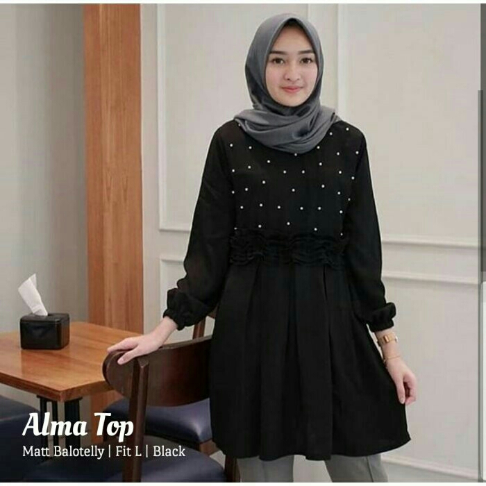 Alma Top Black