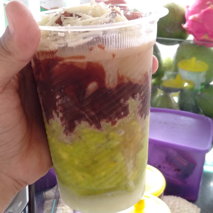 Alpukat Kocok Susu Coklat Keju