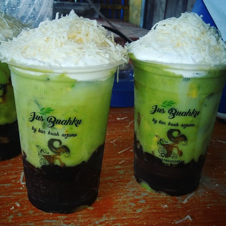 Alpukat Kocok Float
