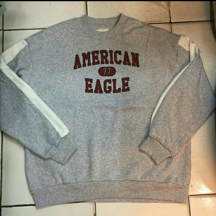 American Eagle Sweatshirt