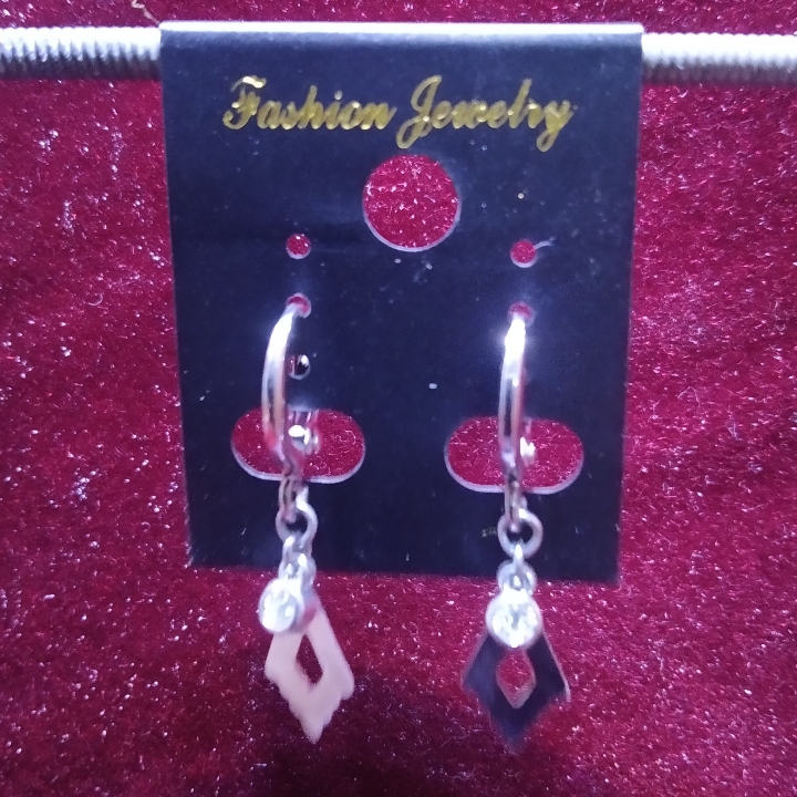 Anting Atau Kerabu Gantung | OGET