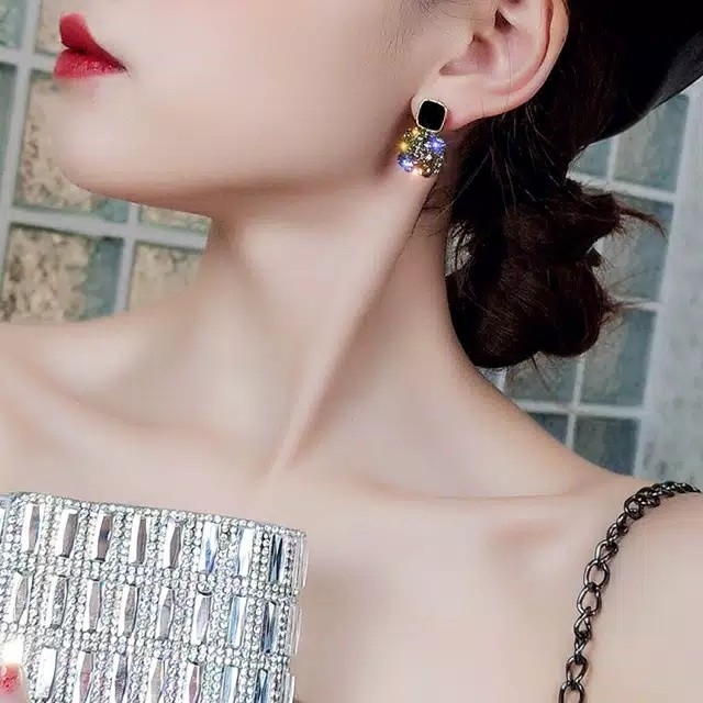 Anting Berlian Geometris 3