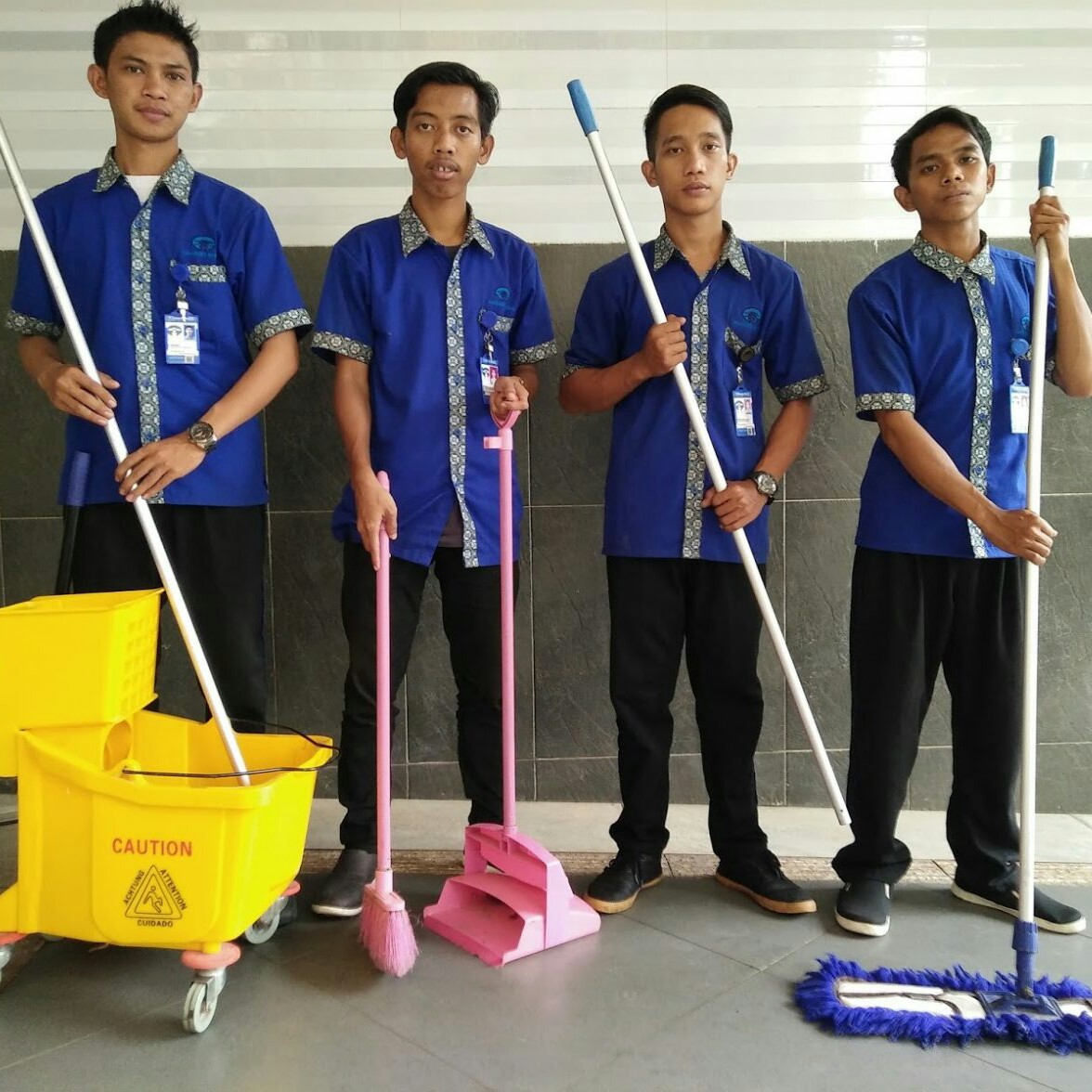 Arya Cleaning Service