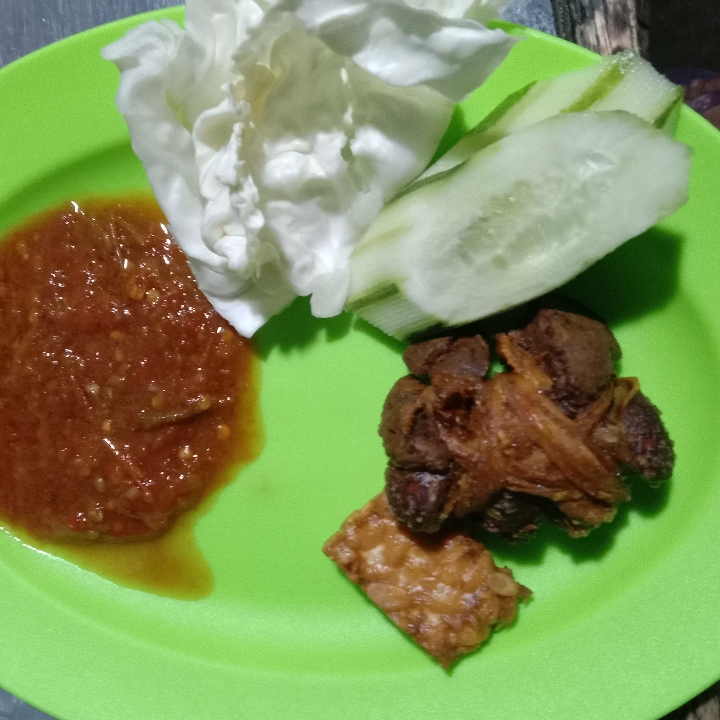 Ati Ampela