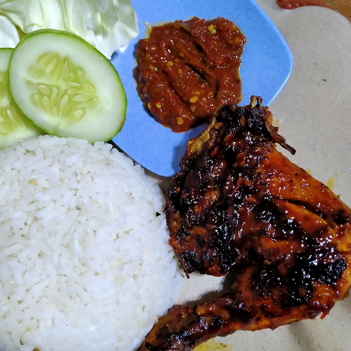 Ayam Bakar Balur  Plus Nasi 