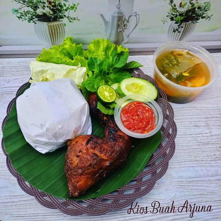 Ayam Bakar Belur Kacang FREE ES TEH