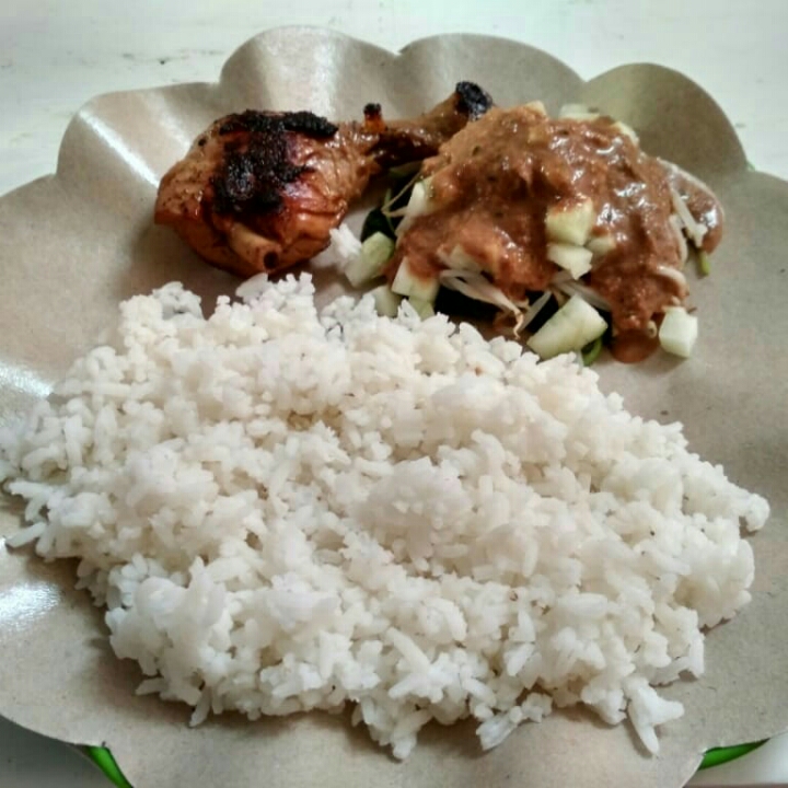 Ayam Bakar Cola Pecel Plus Nasi