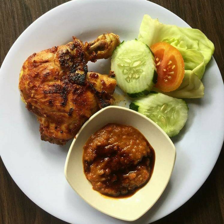 Ayam Bakar Geprek