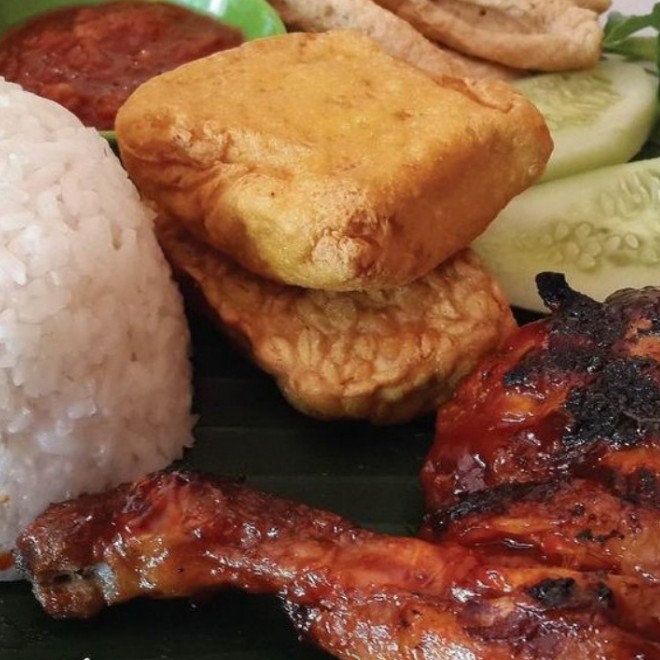 Ayam Bakar Kampung Plus Nasi