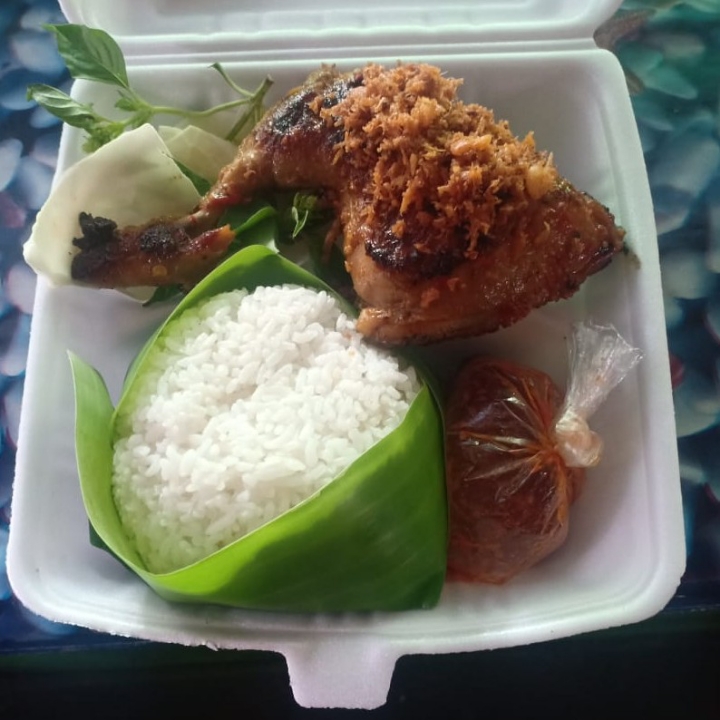 Ayam Bakar Kremes