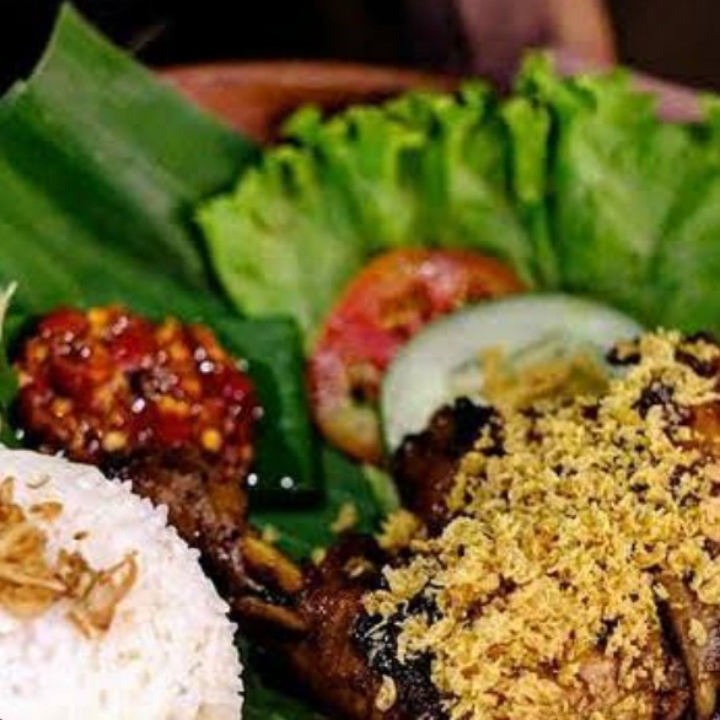 Ayam Bakar Kremes