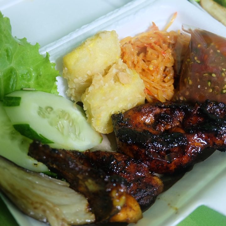 Ayam Bakar Lumer Sambel Terasi Tanpa Nasi