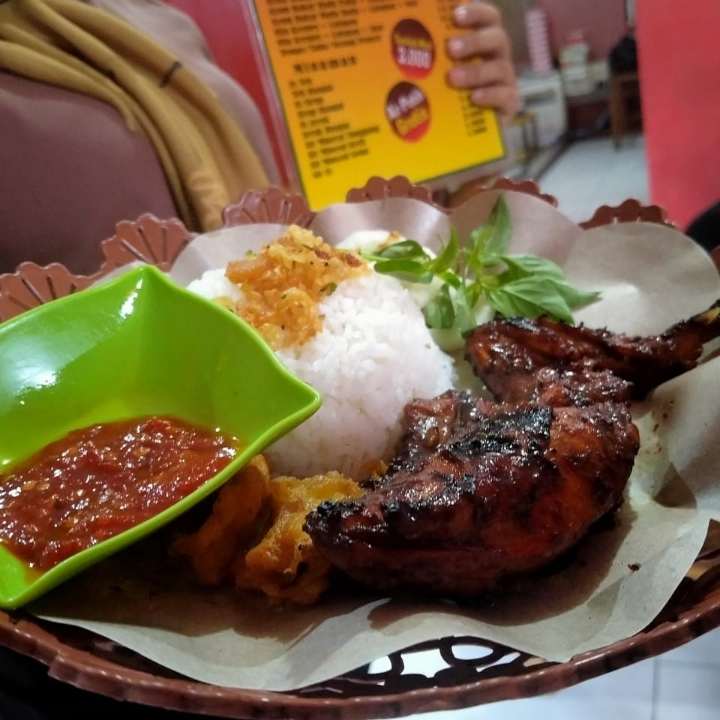 Ayam Bakar Madu