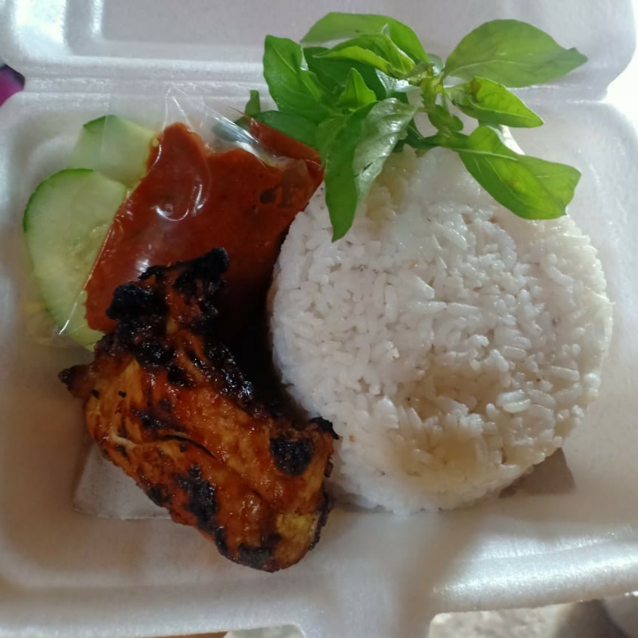 Ayam Bakar Madu Pedas