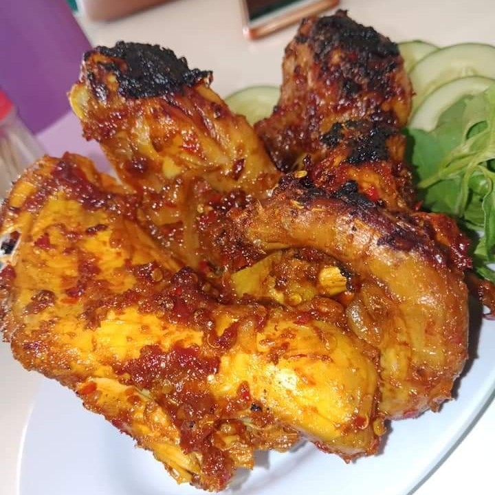 Ayam Bakar Rara Kanza