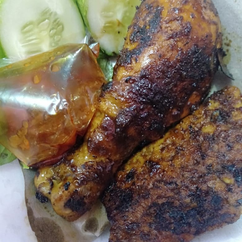 Ayam Bakar dan Tempe Bakar