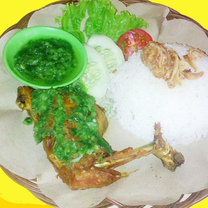 Ayam Cabe Hijau