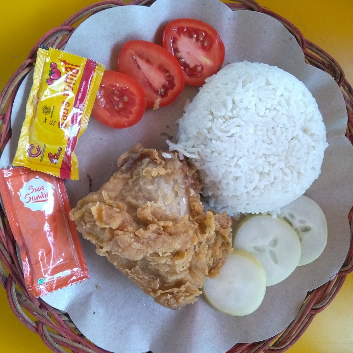 Ayam Crispy Paha Atas Plus Nasi