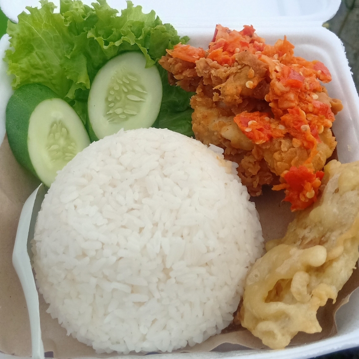 Ayam Geprek  