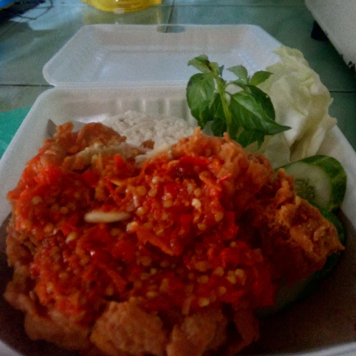 Ayam Geprek 