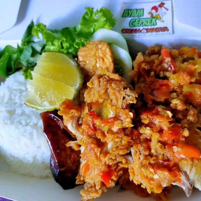 Ayam Geprek 