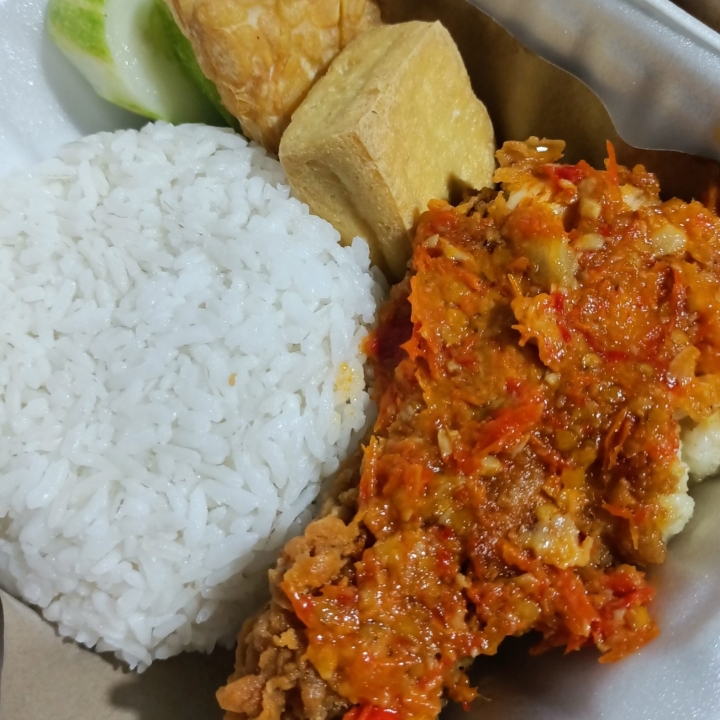 Ayam Geprek
