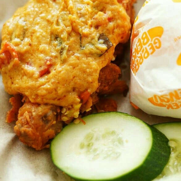 Ayam Geprek Bensu Leleh Level 15
