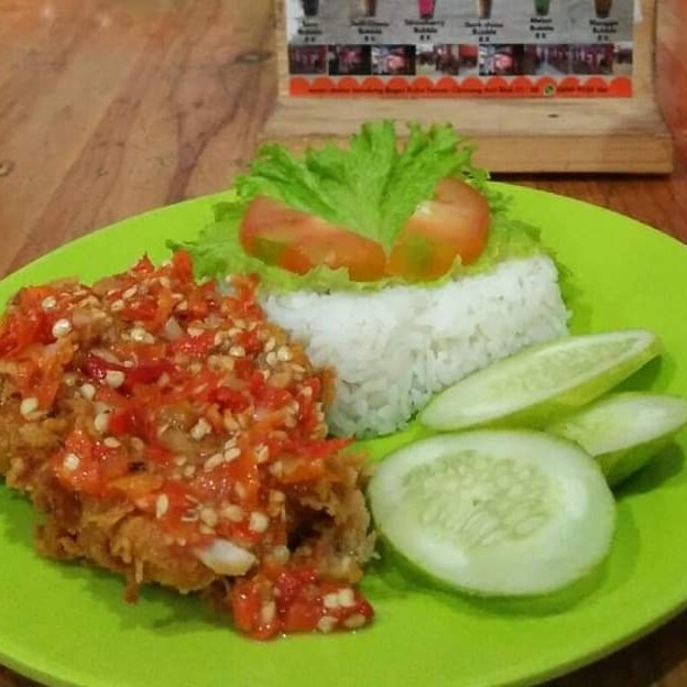 Ayam Geprek Dada Plus Nasi