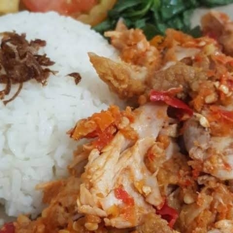 Ayam Geprek Dan Nasi