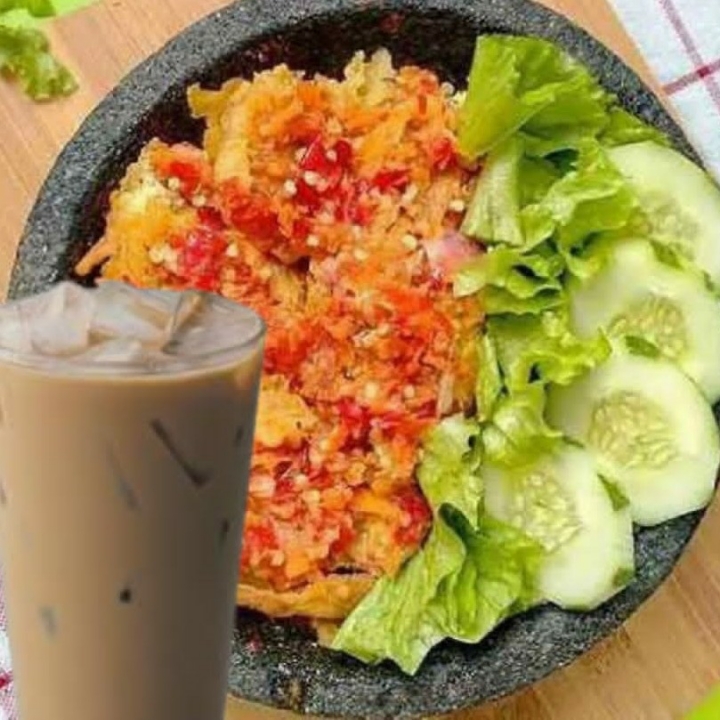 Ayam Geprek Es Kapucino