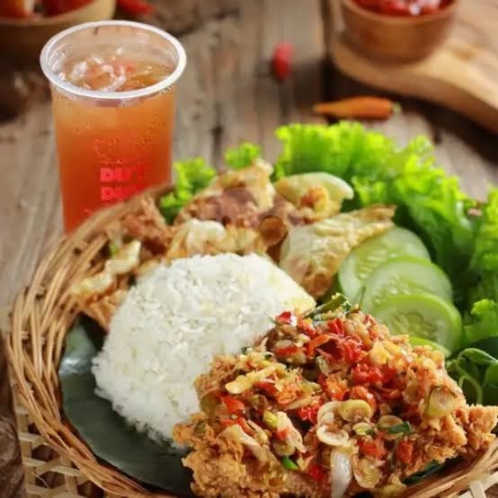 Ayam Geprek Es Teh