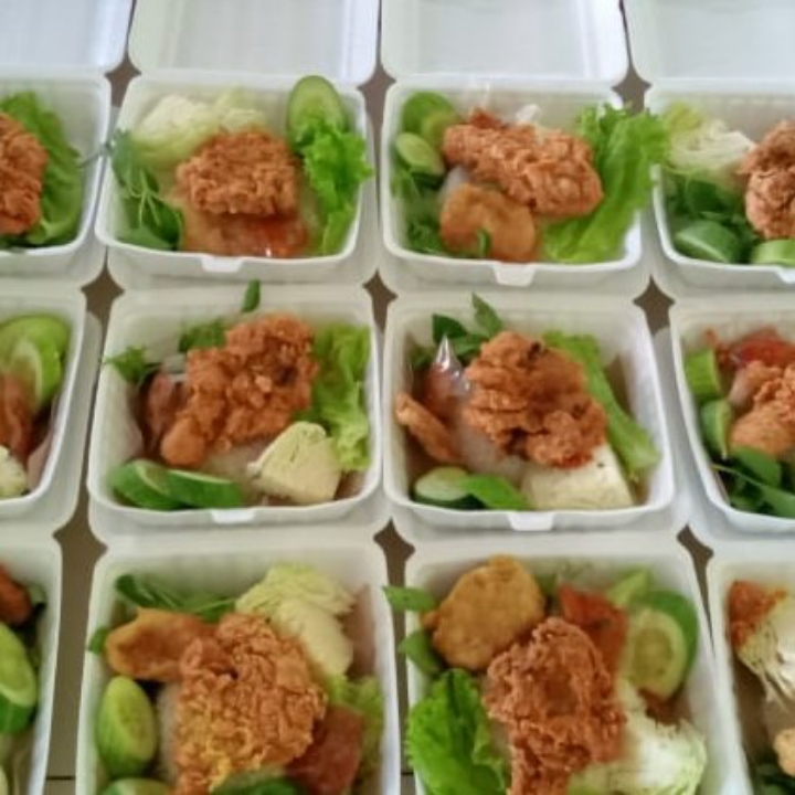 Ayam Geprek Jumbo Plus Nasi