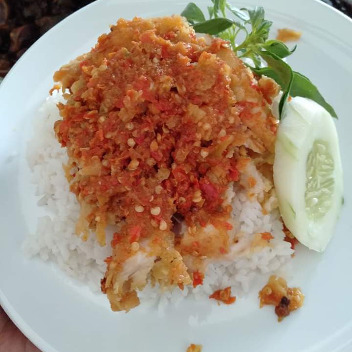 Ayam Geprek Mawar