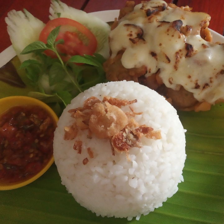 Ayam Geprek Mozarella