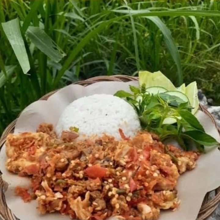 Ayam Geprek Nasi